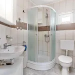 3 Bedroom Stunning In Дом отдыха Брибир