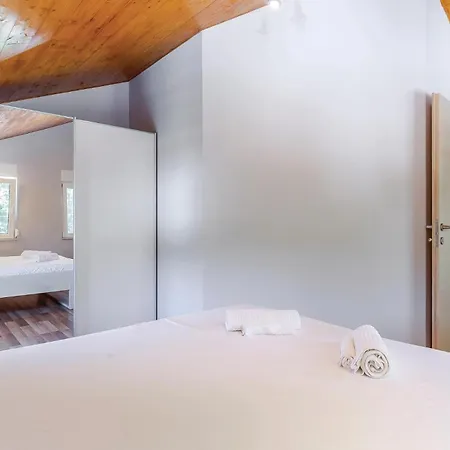 Feriehus 3 Bedroom Stunning In