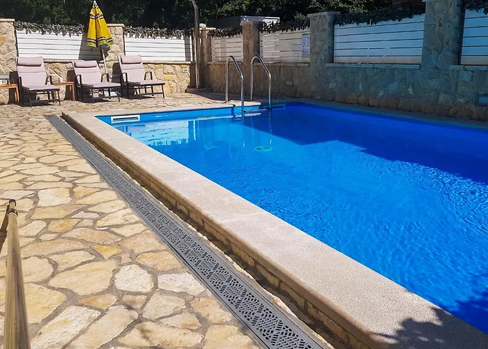 3 Bedroom Stunning In