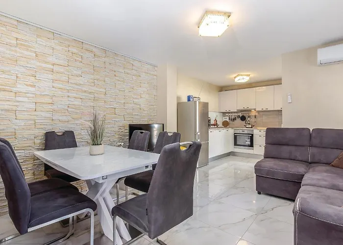 3 Bedroom Stunning In Bribir (Primorje-Gorski Kotar)